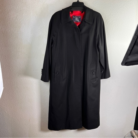 BURBERRY (Vintage Burberrys) 100% Wool Single Breasted Top Coat w/Red wool - Picture 1 of 14